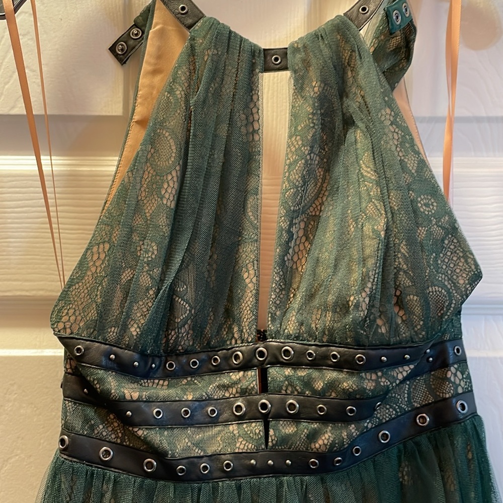 BCBG Maxazaria Green Formal Gown size 0